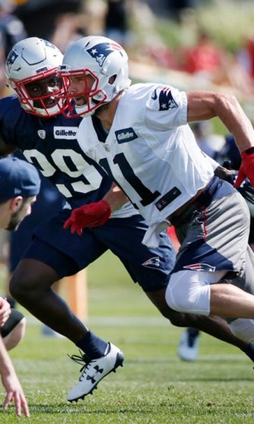Retooled Patriots receiving corps brings early excitement